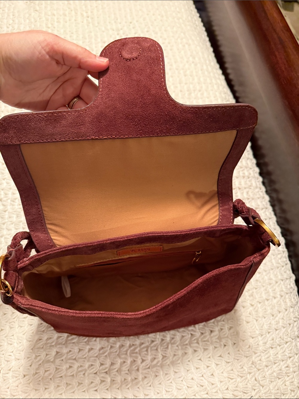 EUC Hobo Rogue Shoulder Bag in Chocolate Suede - Picture 6 of 13